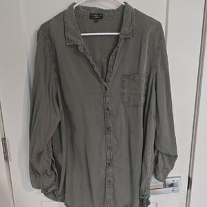 Velvet Heart Brand Women's Casual Olive Button Down Shirt